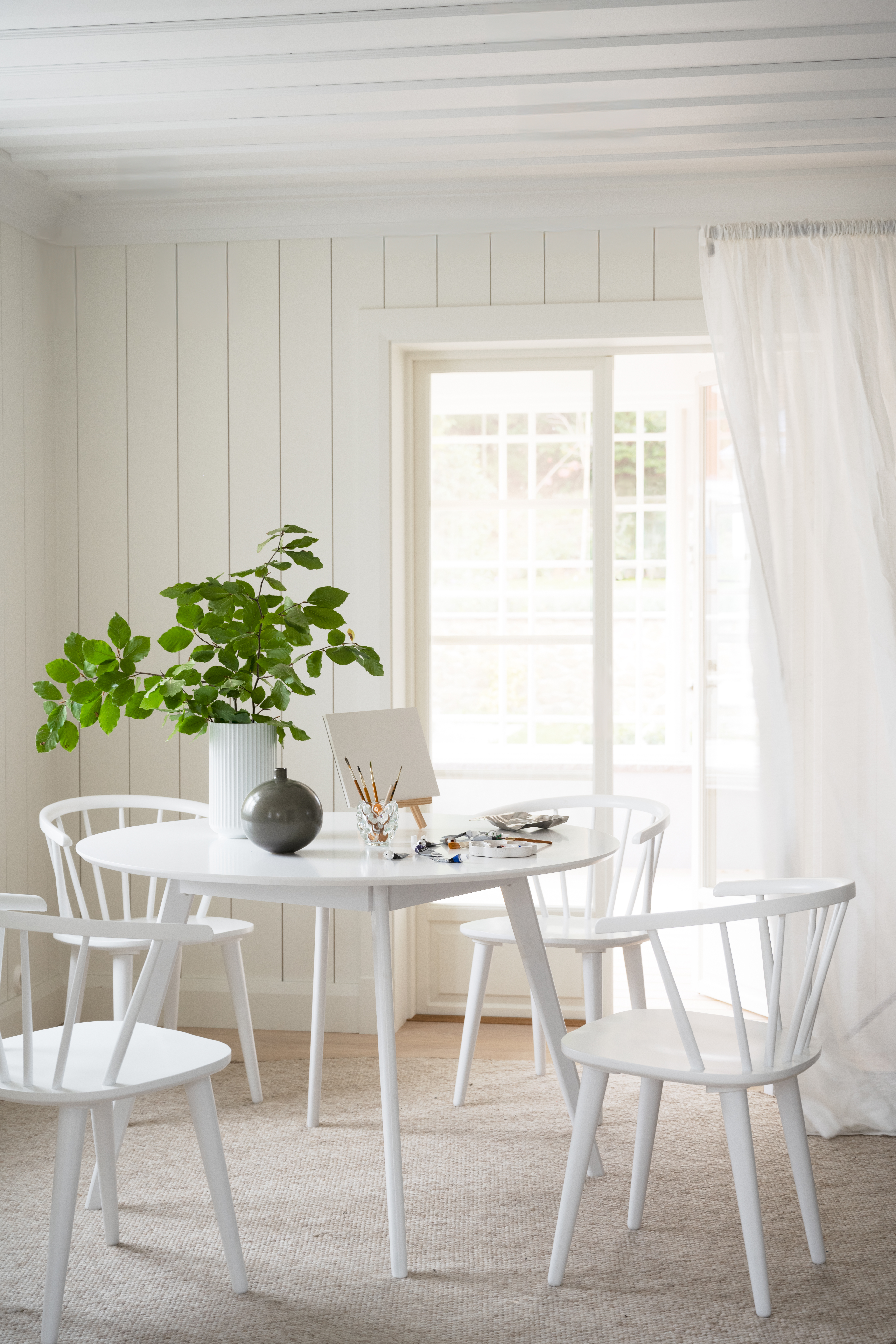 Yumi dining table, White, 115x115 cm | Rowico Home