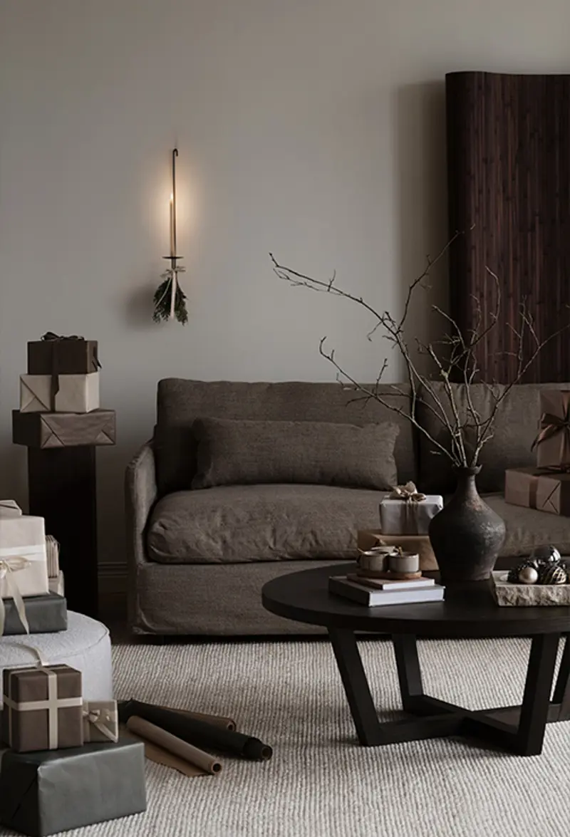 Boxford coffee table peyton sofa brown.