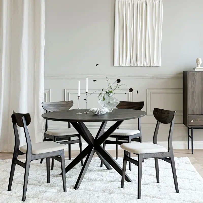 Calverton Rodham chair brown.