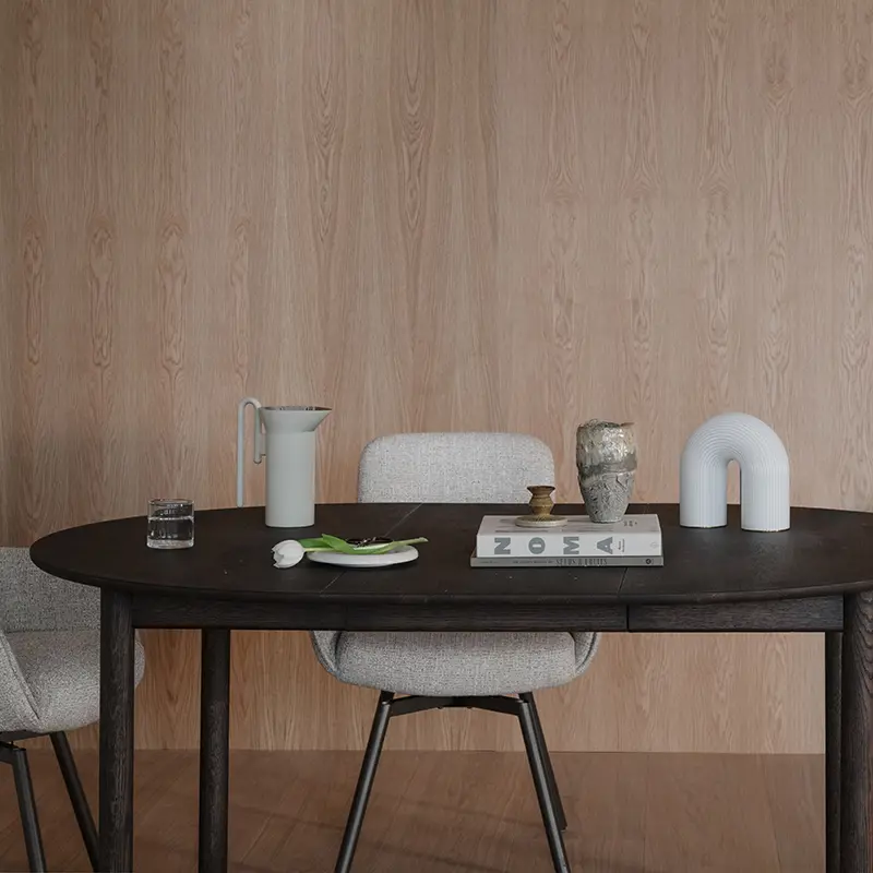 Gifford dining table brown 1.