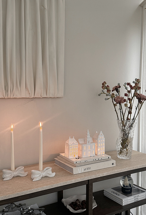 Talking Tables Pom Pom Lichterkette – 2 M Batteriebetrieben, Rot-weiße Pompons, Deko Für Zimmer, Party & Weihnachten