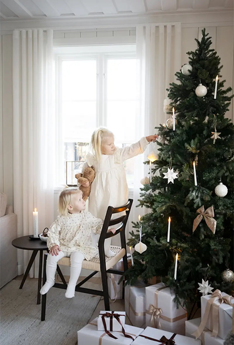 Harlan chair brown christmas tree.