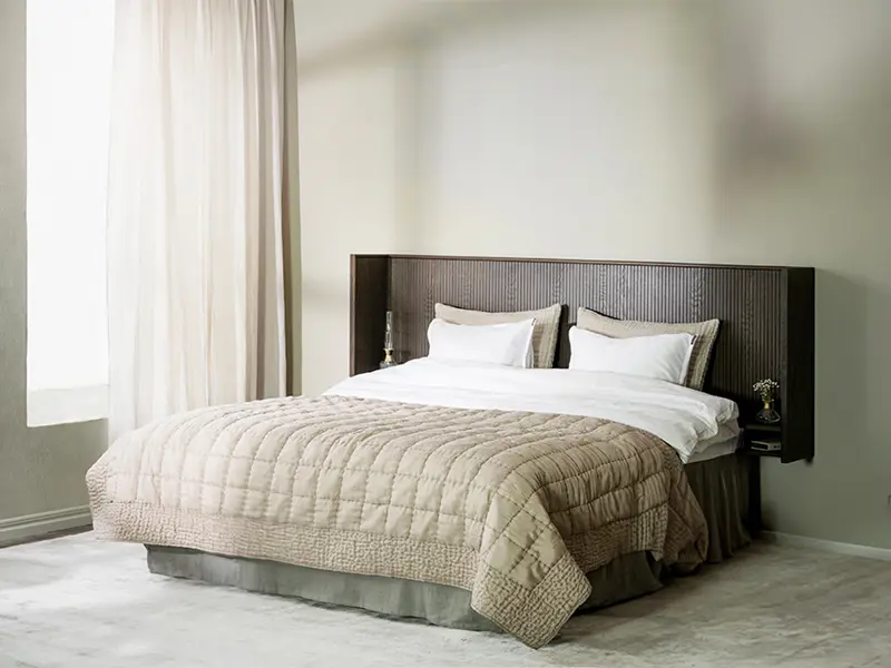 redmond headboard bedroom carpet.