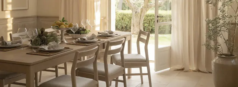 valerie aflalo gardner dining table mm.