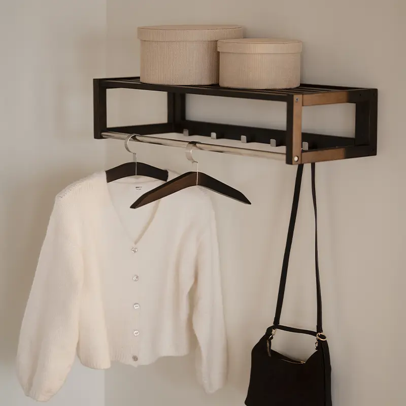 Confetti hat rack brown.