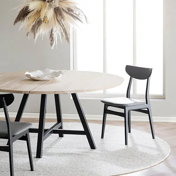 FLEXIBLE CARRADALE DINING TABLE