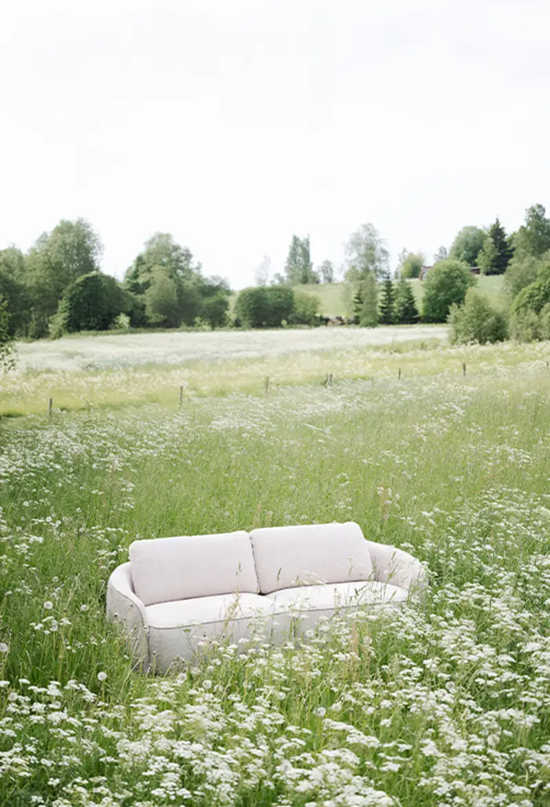 Sustainability norris trakt beige sofa Image portrait.